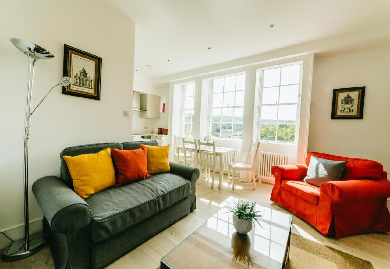 Luxury 1 Bed Flat, Spectacular Views Of *